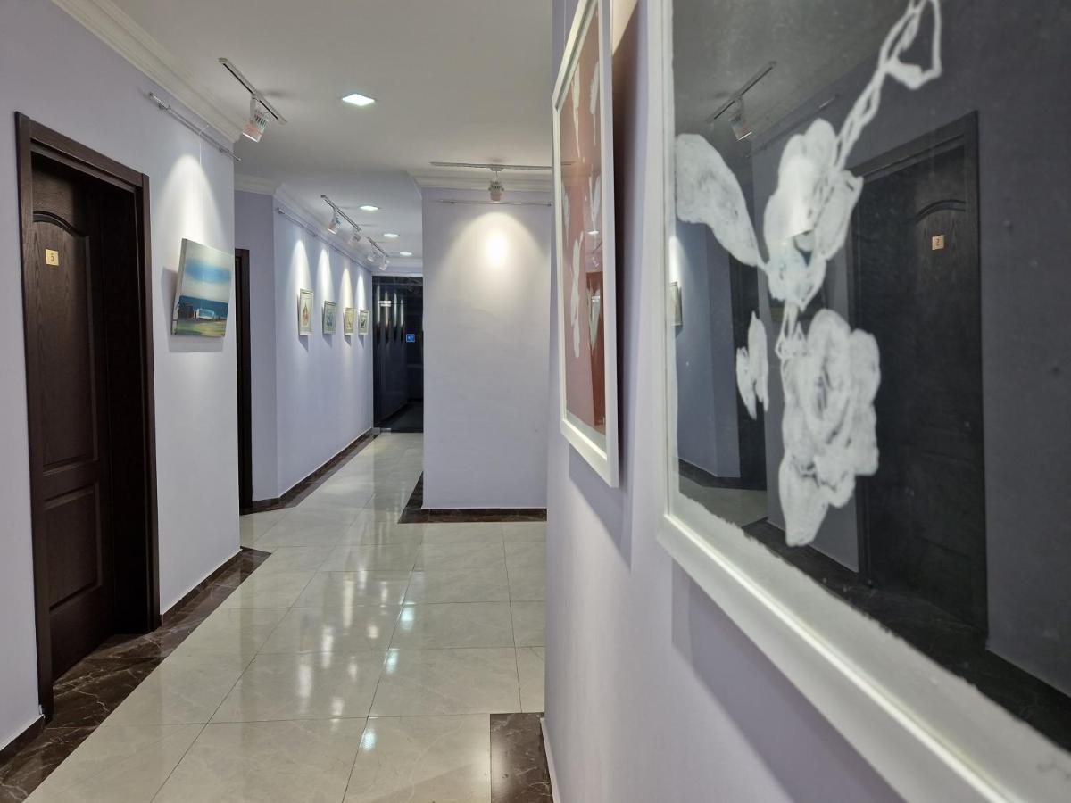 Art Hotel Batumi Exterior foto