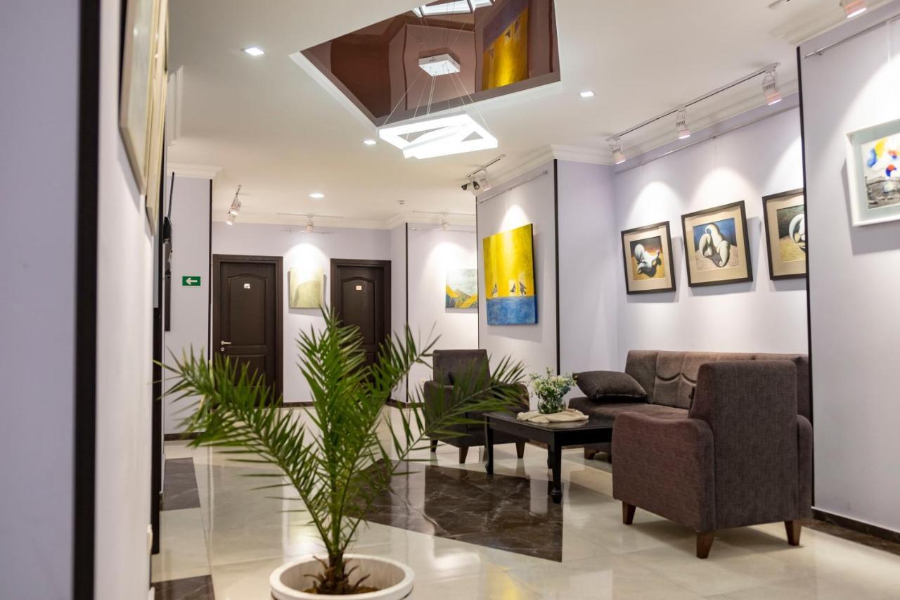 Art Hotel Batumi Exterior foto